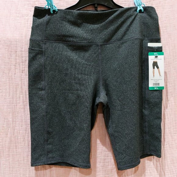 Skechers ladies XL GRAY bike‎ short with Po… - Picture 3 of 7